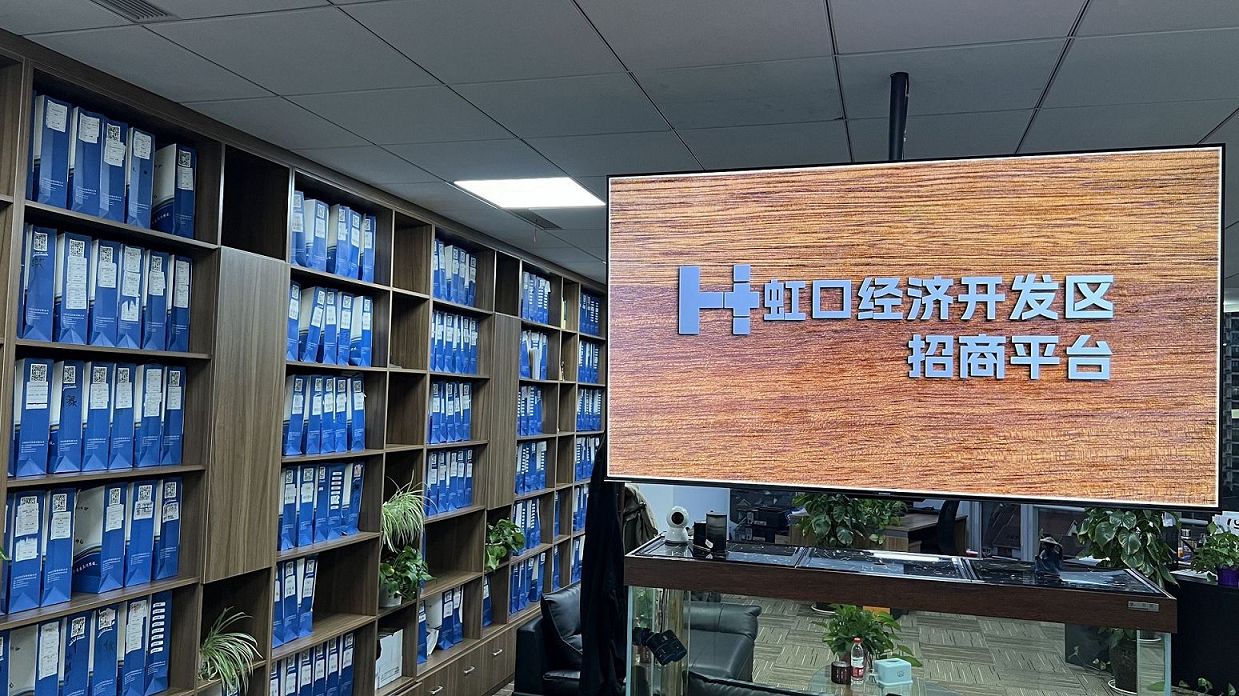 办学必备的场地设施与师资配备